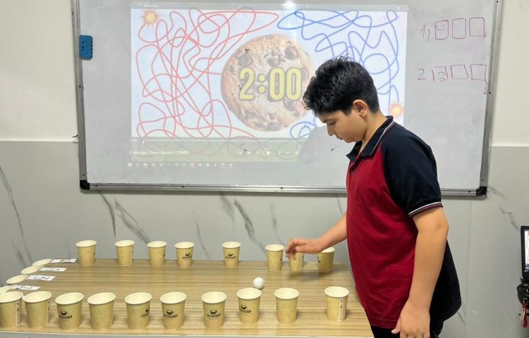 تمرین جمله سازی با انجام بازی