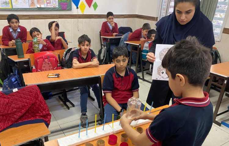 تمرین جمله‌سازی با بازی گروهی-زنگ زبان عمومی 7