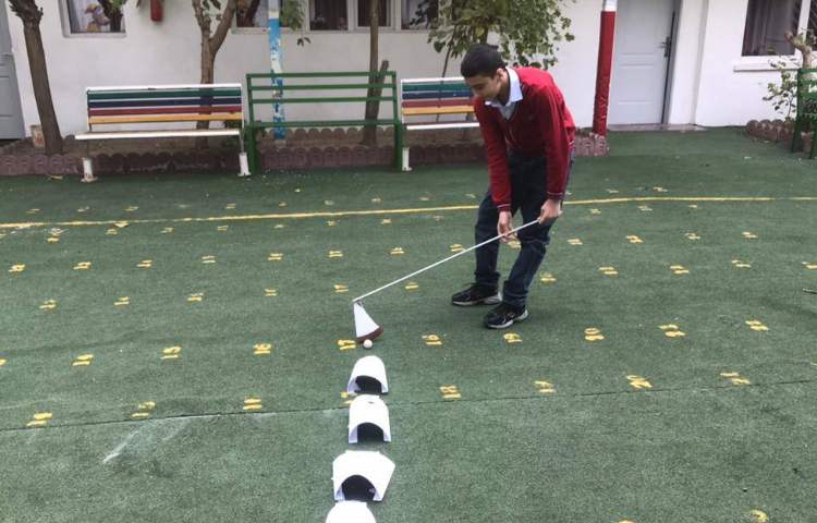 تمرین جمله‌سازی با بازی گلف-زنگ زبان عمومی 2