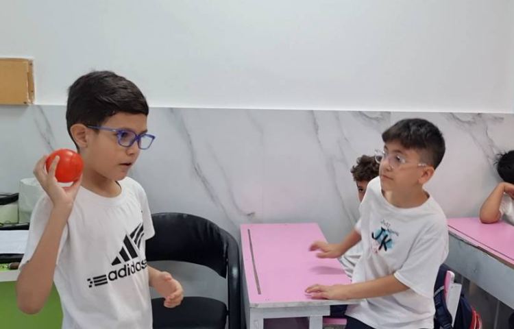 تمرین جمله‌سازی با حرف اضافه‌ی but