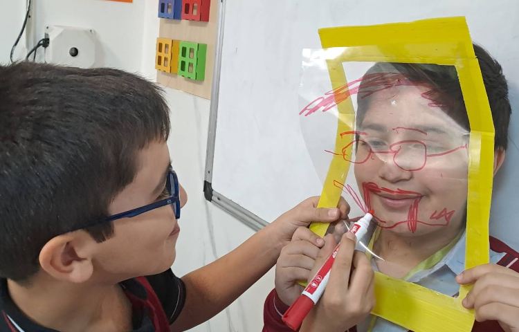 تمرین جمله سازی با ساختار Have got/Has got در زنگ General 3