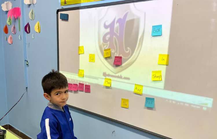 تمرین جمله سازی با کلمات مربوطه به درس phonics 6 2