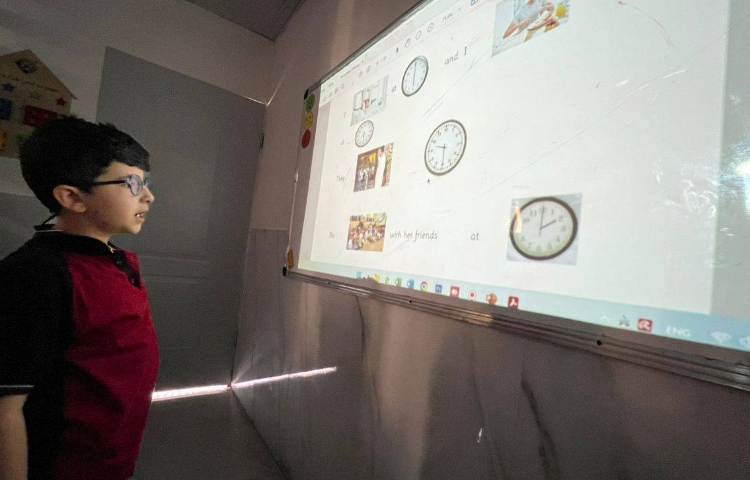 تمرین جمله‌سازی با daily routine 1