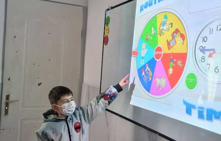 تمرین جمله‌سازی با daily routine 1