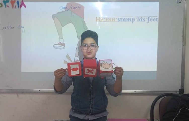 تمرین جمله سازی با can/can't 3