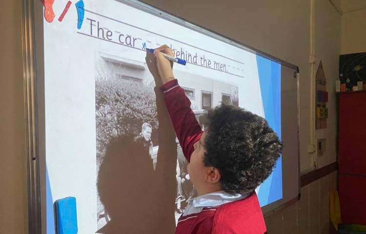 تمرین جمله‌سازی با was/ were/ weren't/ wasn't 3