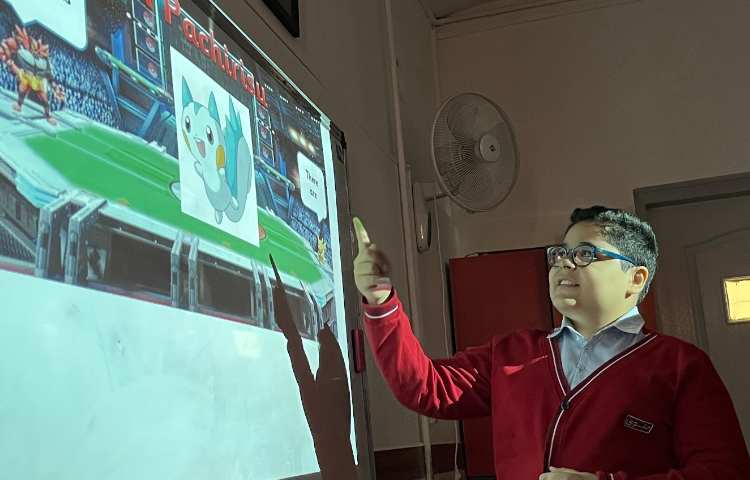 تمرین جمله‌سازی با There's/ There are 3