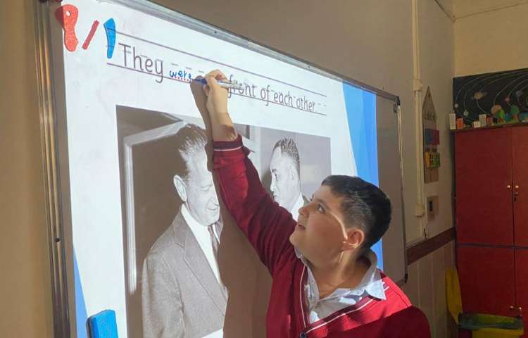 تمرین جمله‌سازی با was/ were/ weren't/ wasn't