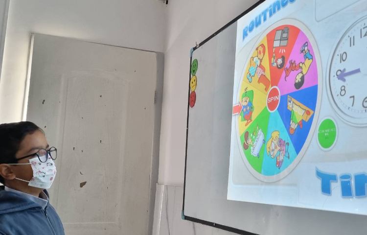 تمرین جمله‌سازی با daily routine