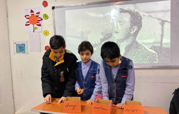 تمرین جمله سازی به صورت بازی گروهی 3