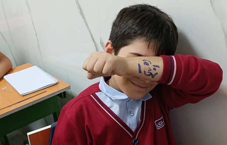 تمرین جمله سازی درباره‌ی احساسات در زنگ General English 4