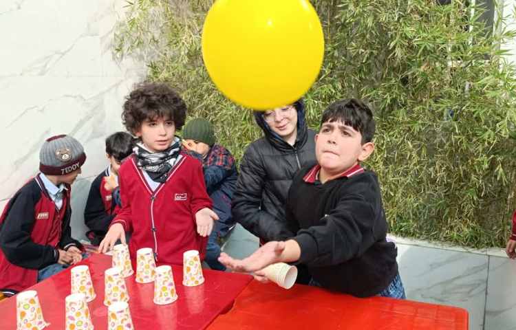 تمرین جمله سازی در Immersion/زنگ تفریح توسط معلمین زبان 1