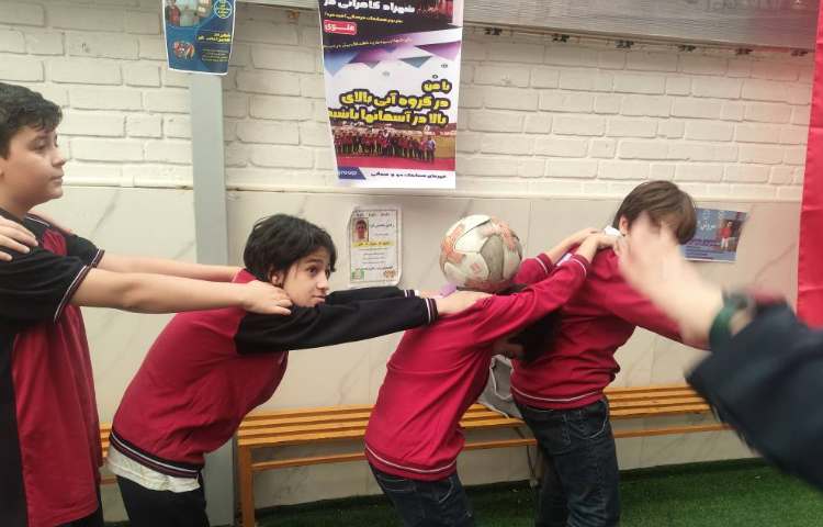 تمرین جمله سازی در Immersion/زنگ تفریح توسط معلمین زبان 2