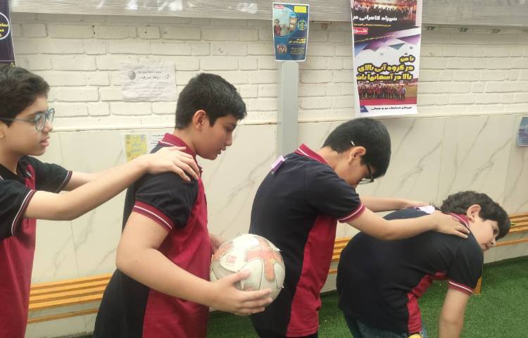 تمرین جمله سازی در Immersion/زنگ تفریح توسط معلمین زبان 4