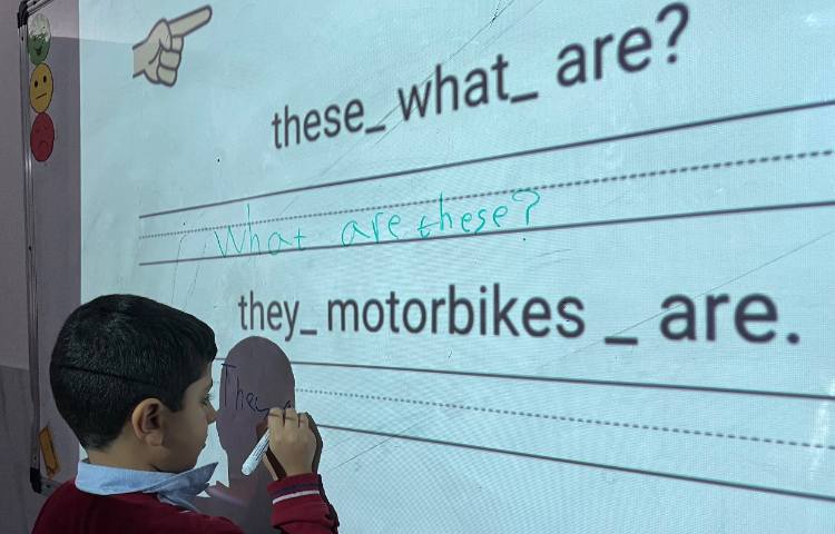 تمرین جمله‌سازی در زنگ زبان عمومی 1