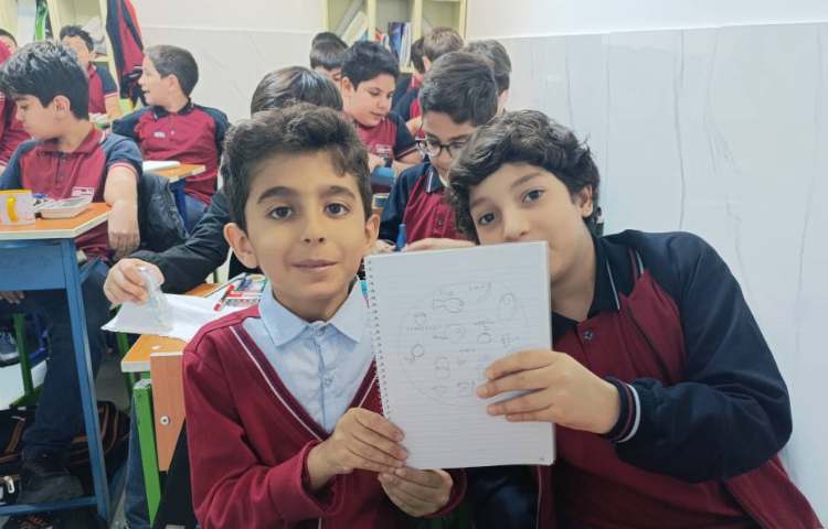 تمرین جمله سازی در زنگ علوم به زبان انگلیسی