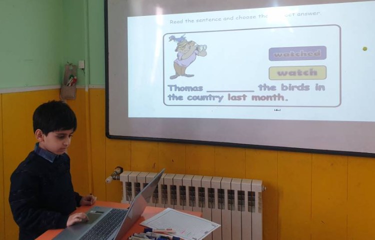 :تمرین جمله سازی زمان گذشته همراه با بازی 4