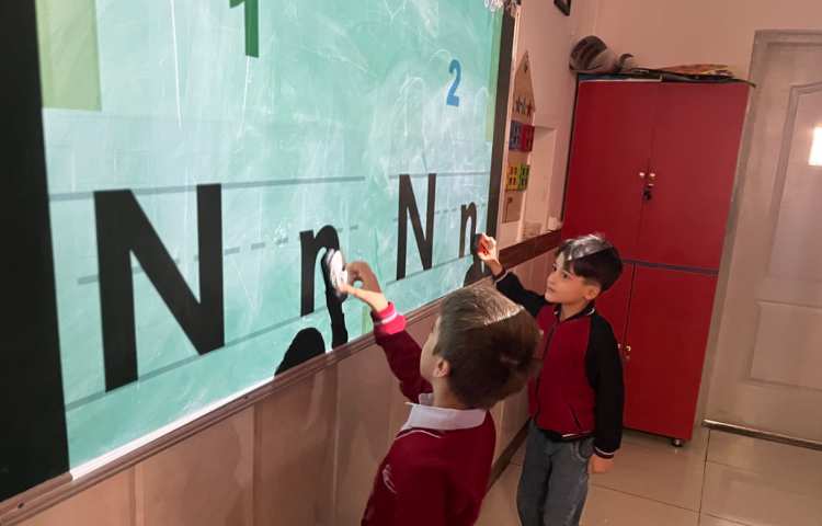تمرین Letter Formation حرف Nn 3