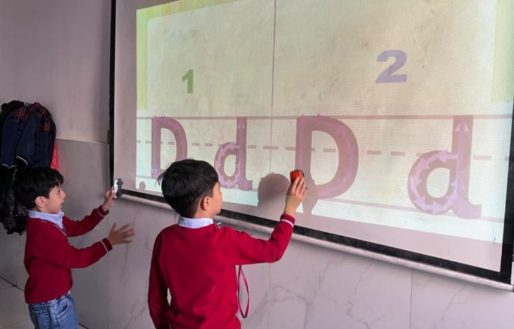 تمرین Letter Formation حرف Dd 4