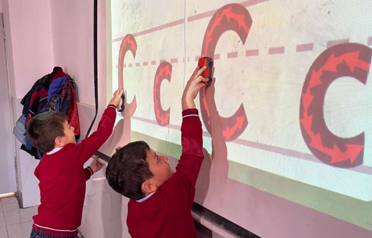 تمرین Letter Formation حرف Cc