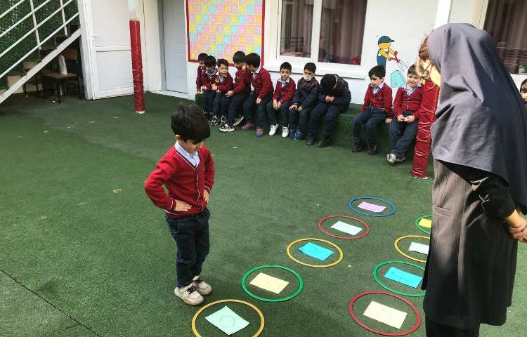 تمرینِ حروف انگلیسی بزرگ و کوچک (Aa تا Ff) 5