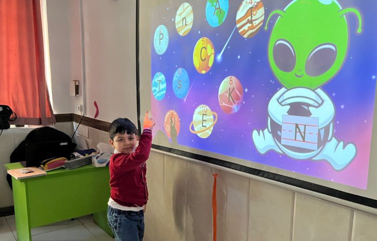 تمرین action حروف با بازی پاورپوینتی 1