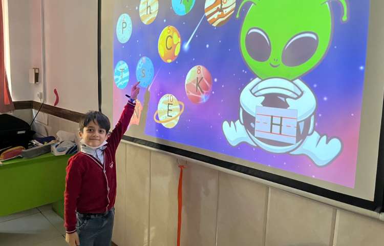 تمرین action حروف با بازی پاورپوینتی 2