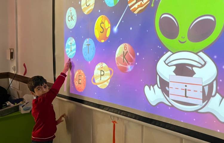 تمرین action حروف با بازی پاورپوینتی 3