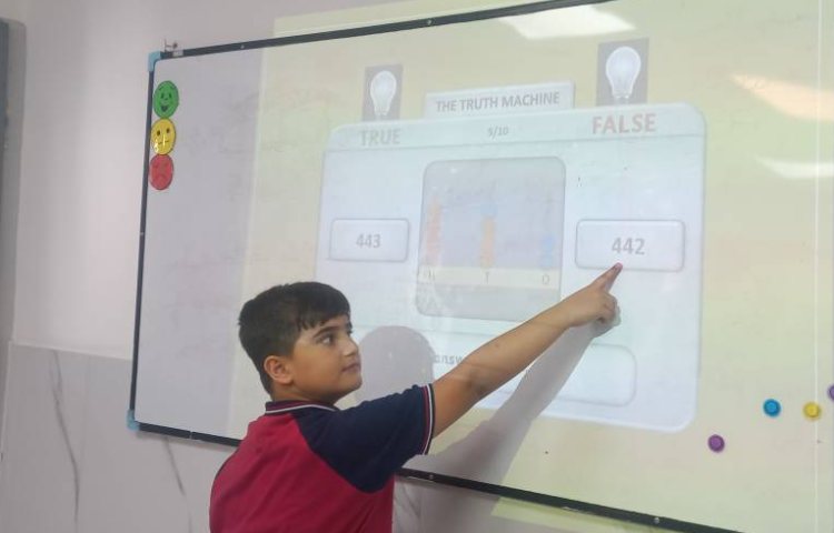 تمرین خواندن اعداد سه رقمی از روی چرتکه در زنگ Math 1