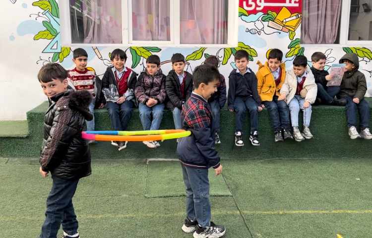 تمرین خواندن مثال‌های صدای ai و حرف Yy 3