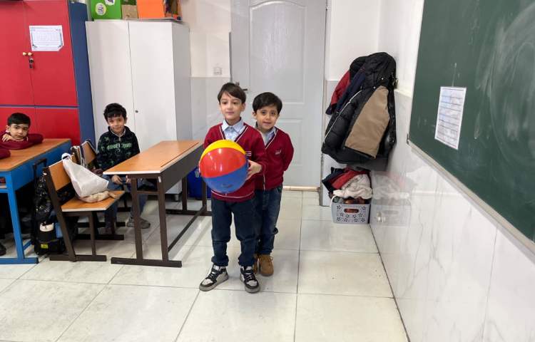 تمرین خواندن و نوشتن Tricky Word (one) با فعالیت‌های مختلف 5