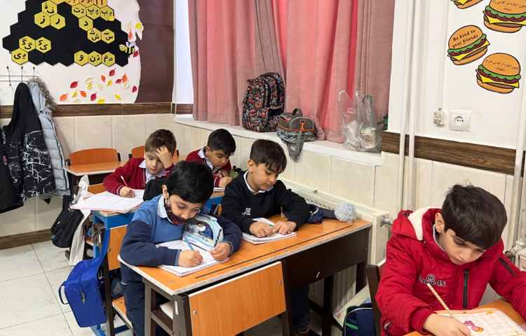 تمرین خواندن و نوشتن لغات با حرف Bb 3