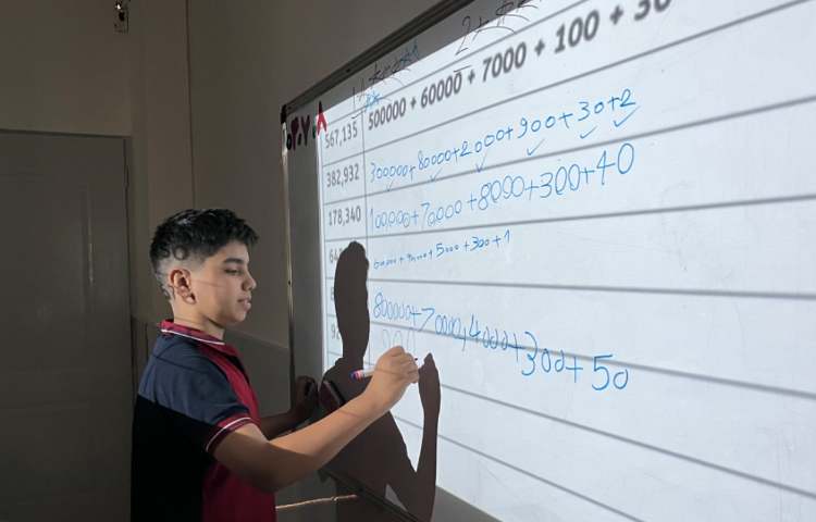 تمرین خواندن و نوشتن و گسترده نویسی اعداد نه رقمی-زنگ Math 3