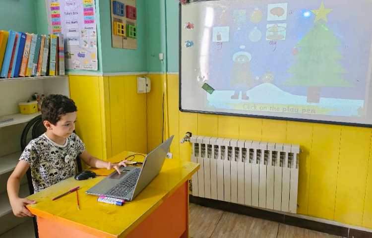 Phonics , تمرین خواندن و نوشتن کلمات و جملات با استفاده از بازی آنلاین 1