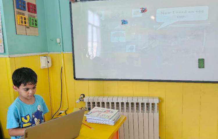 Phonics , تمرین خواندن و نوشتن کلمات و جملات 9