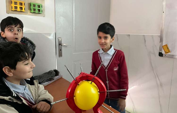 تمرینِ خواندن کسرها-زنگ Math 1