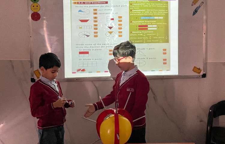 تمرینِ خواندن کسرها-زنگ Math 6