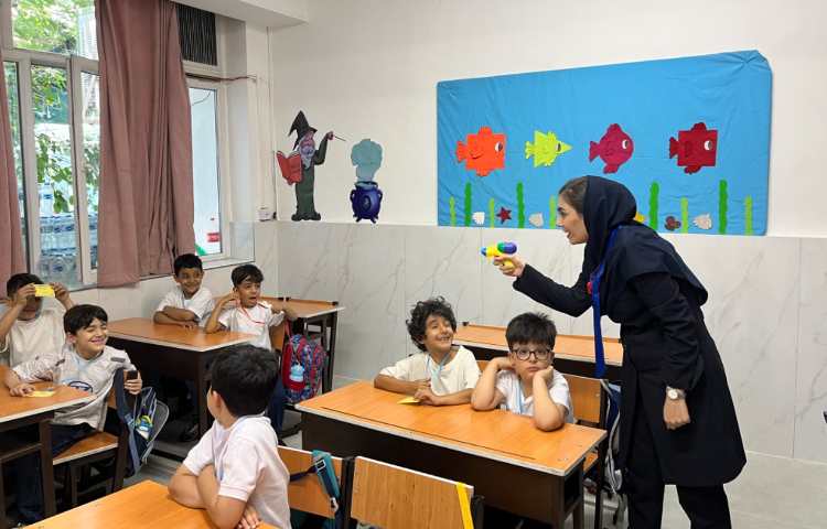 تمرین Greetings در زنگ زبان انگلیسی با بازی 3