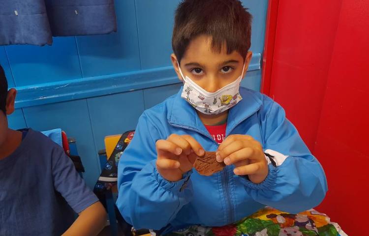 :تمرین دست ورزی با خمیر 1