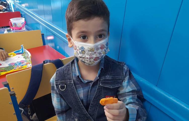 :تمرین دست ورزی به انگلیسی، کلاس شاپرک 4