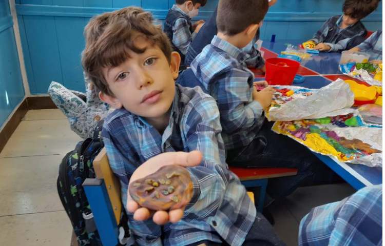 :تمرین دست ورزی به انگلیسی، کلاس قاصدک 4