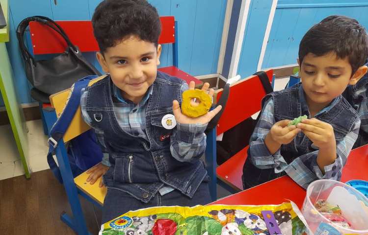 :تمرین دست ورزی به انگلیسی، کلاس قاصدک 5