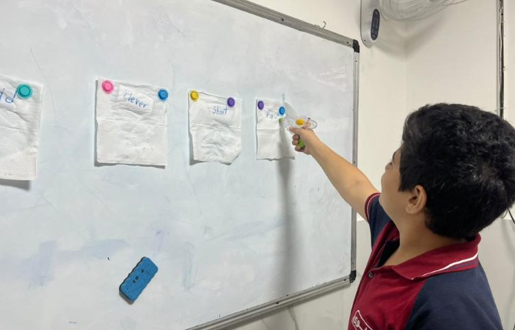 تمرین دیکته خلاقانه در زنگ General English 3