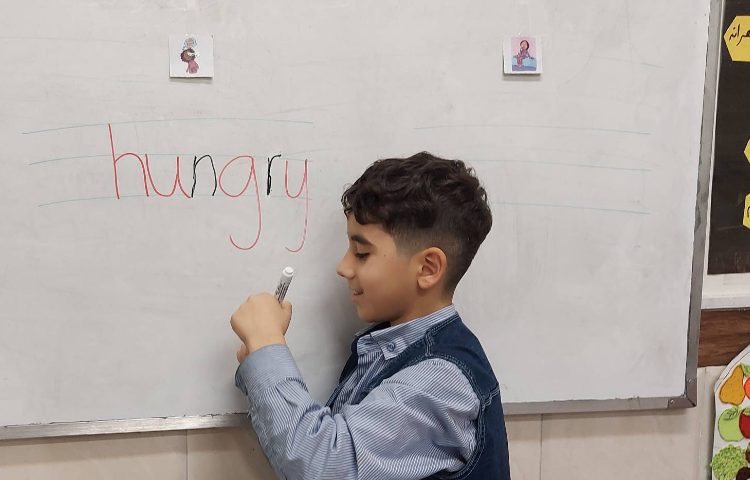 تمرین دیکته و روخوانی-زنگ General English 3