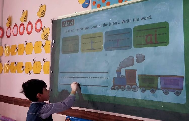 تمرین دیکته و spelling لغات 1