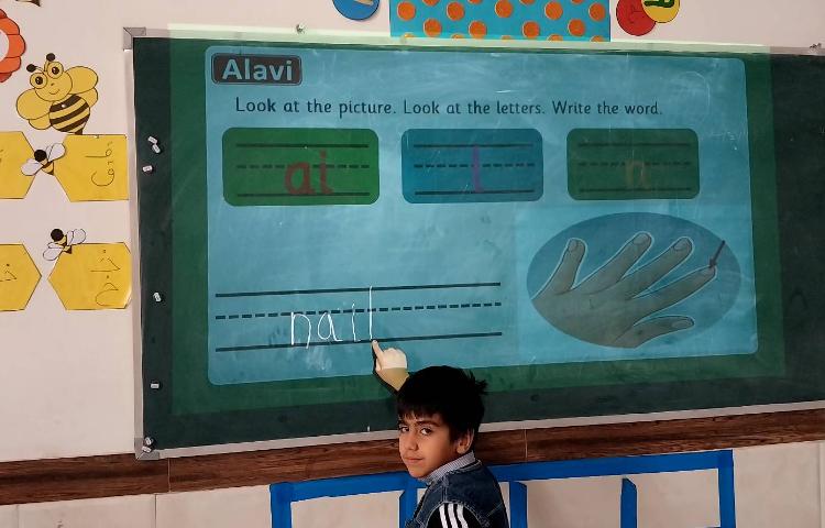 تمرین دیکته و spelling لغات