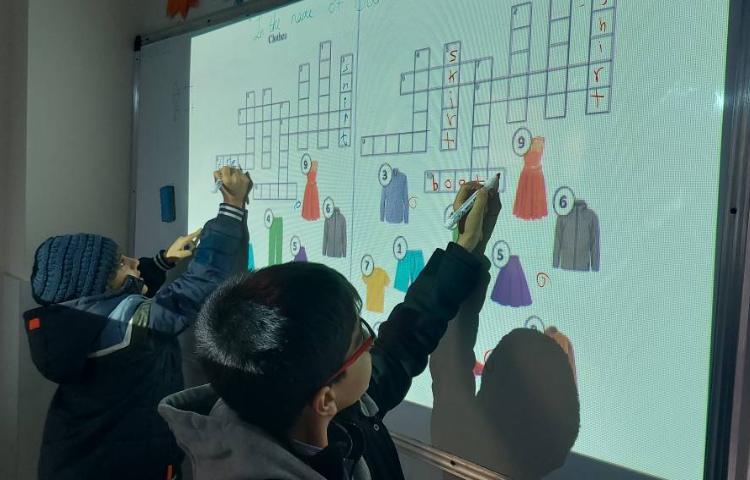 تمرین دیکته و spelling