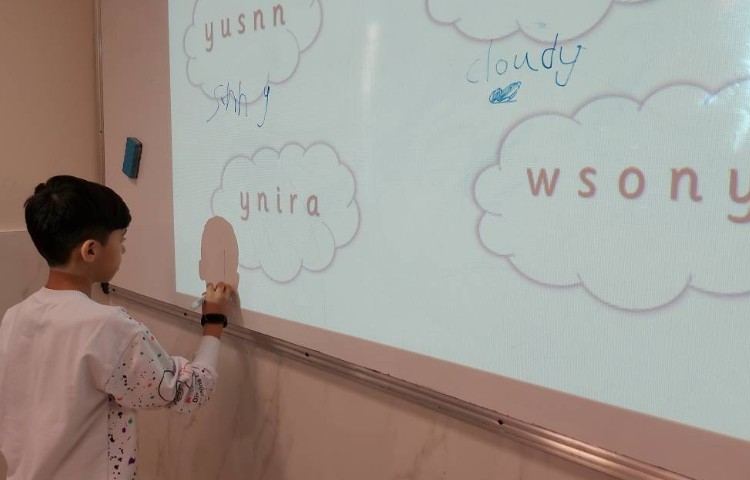 تمرین دیکته و spelling