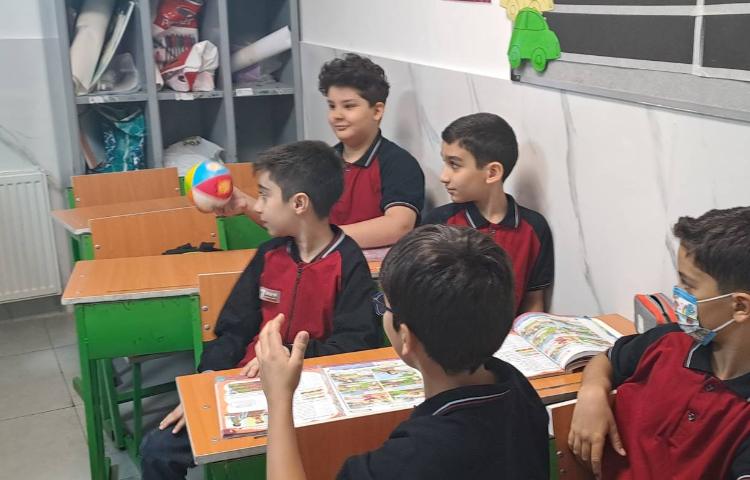 تمرین روخوانی با انجام بازی سرعتی