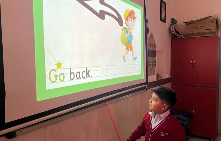 تمرین روخوانی جملات و Tricky Word (go) 5